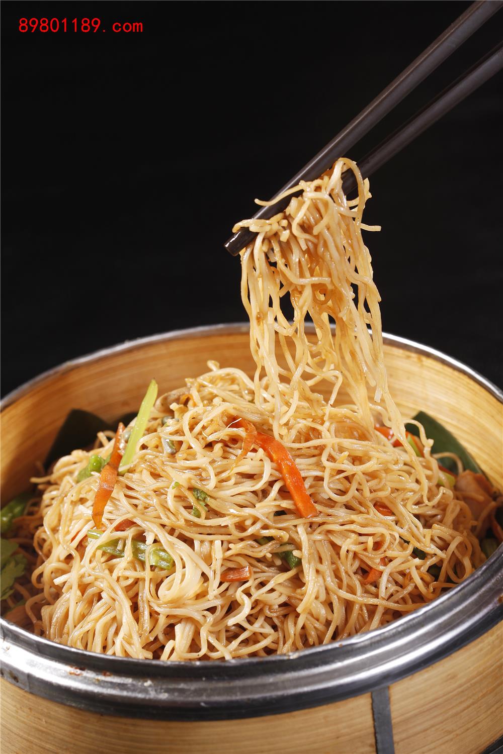 小笼鸡肉蒸面